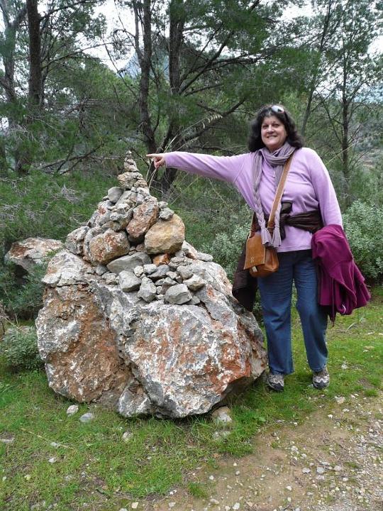 sizilien-mallorca 294.jpg - Das oberste Steinchen ist von Catherine  (Foto E. Major)